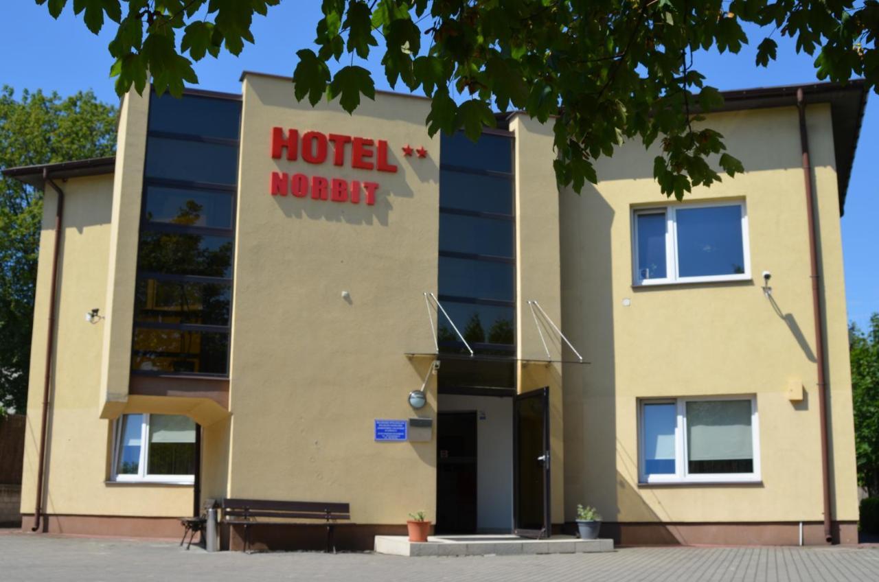Pokoje Hotelowe Norbit Grodzisk Mazowiecki Exterior foto